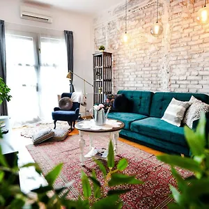 Inda Apartment